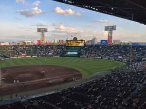 ロイヤルスイートルームで野球観戦in甲子園（阪神VS中日） | EcoMaga