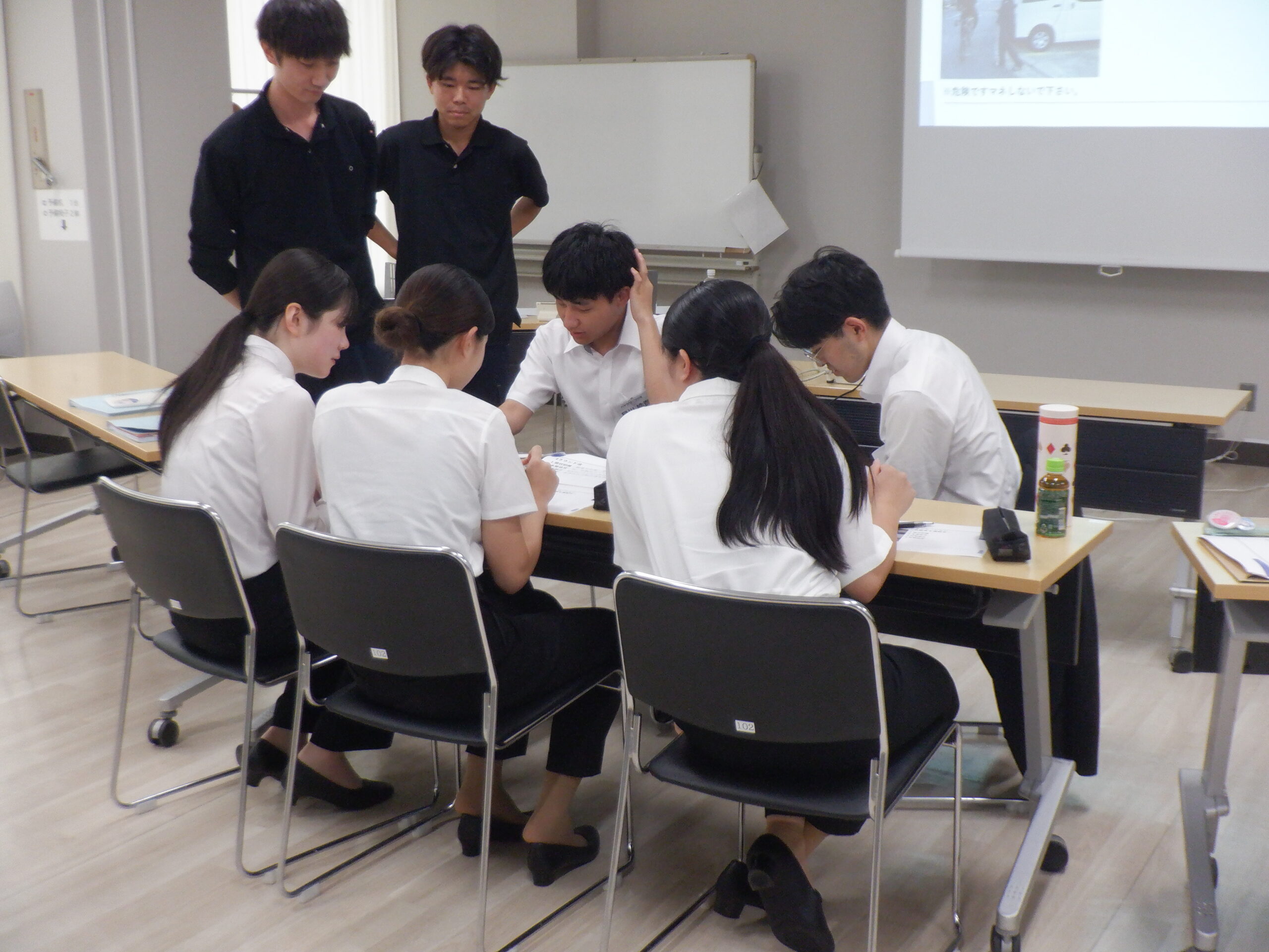 【インターンシップ実習生作成⑩】就活生必見!インターンシップの5日間ってこんな感じ♪(作成者 Hさん、Kさん、Hさん)